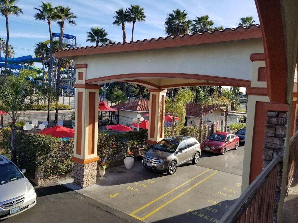 Best Inn & Suites Buena Park Luaran gambar