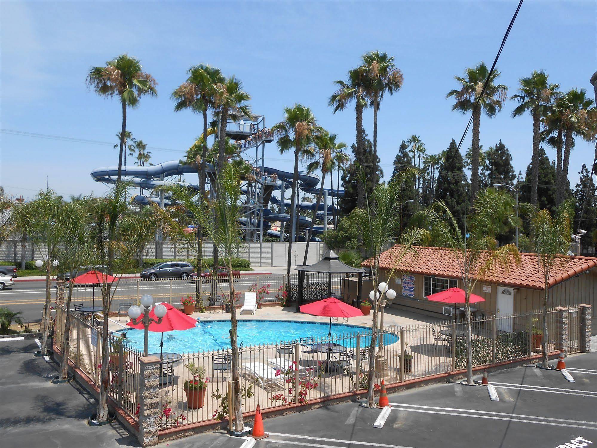 Best Inn & Suites Buena Park Luaran gambar